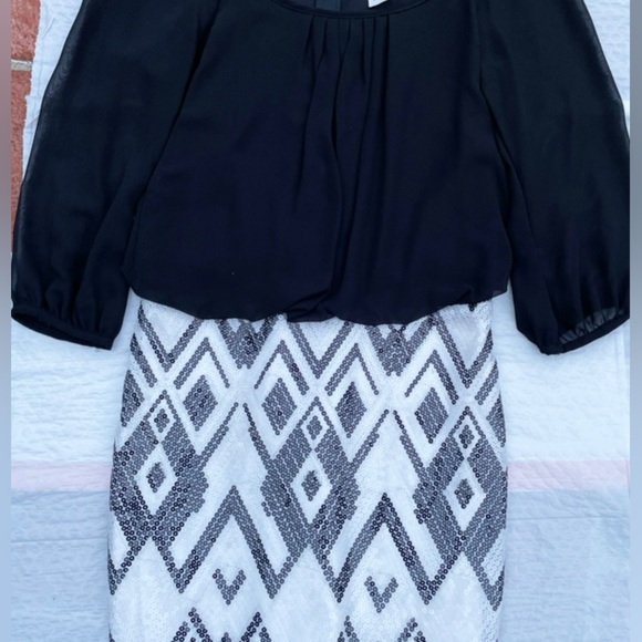 B. Darlin Black & White Sequin Dress. Size 3/4. New with Tags - Picture 2 of 7